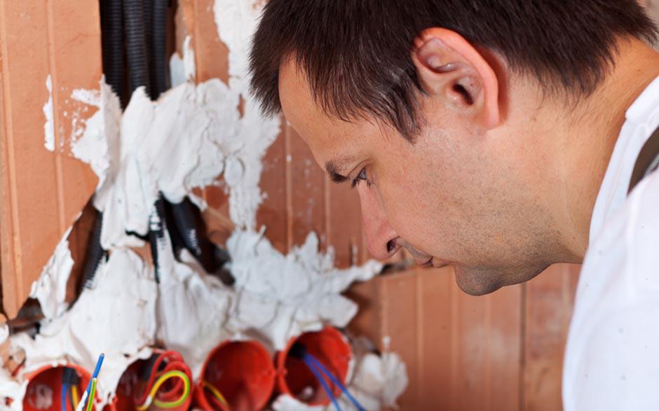 recherche travail électricien bâtiment Marcoussis