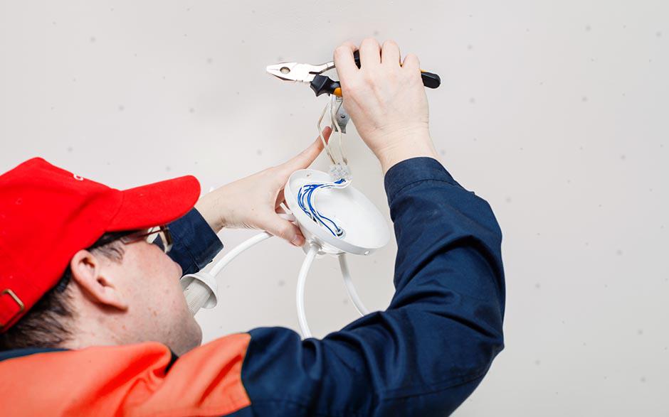 recherche travail électricien bâtiment Marcoussis